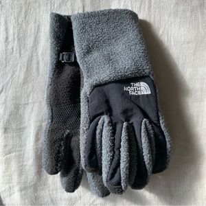 The North Face Denali Etip Gloves